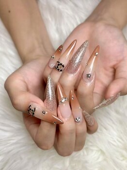 エン(EN)の写真/当店人気No.1【チップ長さだし】持ち込みデザイン♪ストーン・パーツつけ放題★わがままを叶える!