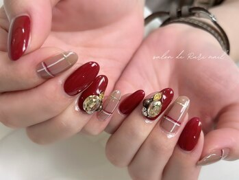 サロンドルリネイル(salon de Ruri nail)の写真/【ご新規様オフ無料★】旬のデザインサンプル多数♪持ち込みOKのアートコースも好評!再現度の高さに感動◎