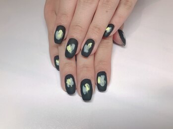 ワンカラー×ニュアンスネイル