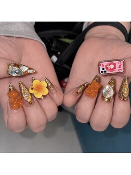 クレイジーネイルズアンドアイ(CRAZY NAIL'S&EYE)の写真/【今じゃ必要不可欠な美容時代をコスパ良く楽しむ！】次回予約でネイルフィルイン代まつエクオフ代が無料！