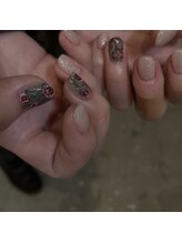 グラウネイル(glaw nail)/絵画風ネイル