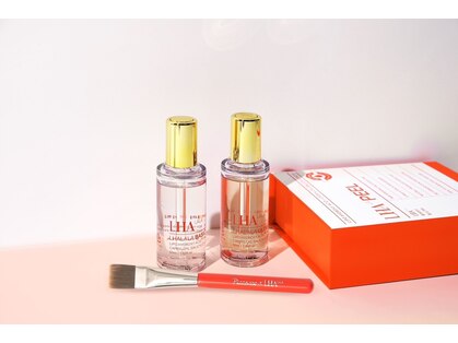 アジュールネイル アンド ビューティー 京橋店(AzurNail & Beauty)の写真