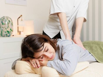 サロン ド プレッソ 十条 東十条 王子(salon de presso)の写真/【もみほぐしでは取れない肩こり・腰痛・眼の疲れ】深部までほぐれる！独自のオールドライ・オールハンド！