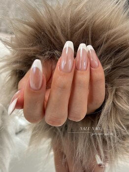 フレンチ×ホワイトパウダー