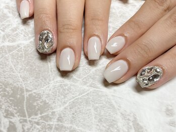 ビビ(VIVI)/埋め尽くしネイル