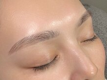 イナ(ina)/マリムーブ×眉毛