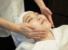 Shaving & Bridal BARBER SHOP 栄店【シェービング&ブライダルバーバーショップ】 /3.クレンジング［名古屋/栄］