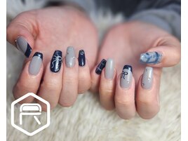 リボンモチーフネイル