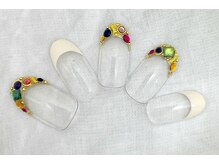 ネイルルージュ(Nail Rouge)/ビジューフレンチネイル