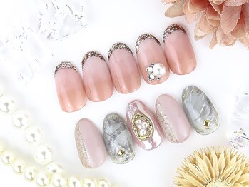 ピッピ 桜新町店(peep PEEP)の写真/大人女性の心をくすぐる繊細なアートで周りと差がつく指先に♪季節のトレンドを押さえた最旬デザイン多数★