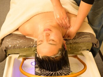 サンテ(Sante)の写真/【脳疲労・眼精疲労改善】極上の頭浸浴×ヘッドスパ★台湾整体×ヘッドスパで目の奥から軽くなる体験を…