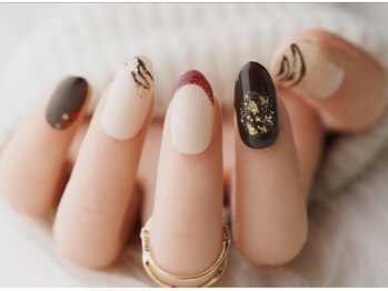 大人のバレンタインネイル