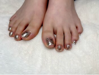 フーフロー(Fooflow)/キラキラフットネイル