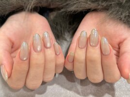 マグネットネイル×細フレンチ