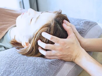エンビ(ENVI)の写真/頭のコリ、姿勢から根本改善。頭蓋骨×全身整体で軽やかな毎日へ