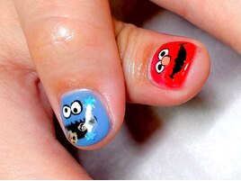 親指アート/キャラクターネイル