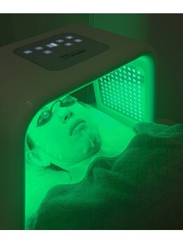 エム(M)の写真/光フェイシャルで透明感あふれる自信のある肌へ！ファンデーションしない素肌美人を目指しませんか？☆