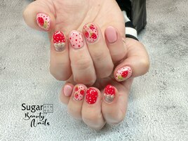 イチゴネイルデザイン