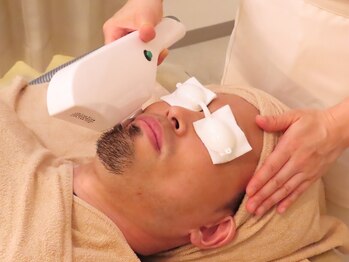 サロンニコ(salon Nico)の写真/【まだカミソリ使ってる？！】髭脱毛は新常識！清潔感がない男性はモテません♪初めての方も大歓迎◎