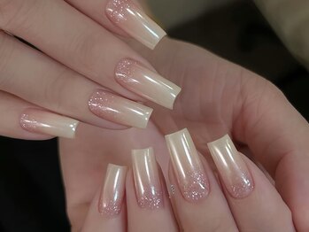 サロン ド ミニュイ(Salon de Minuit)/秋冬ネイル　エレガントデザイン