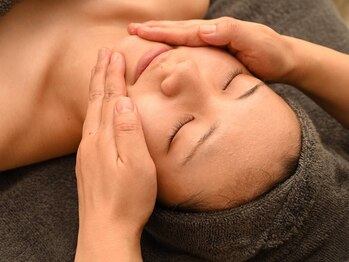 パーソナル ユニ(uni)の写真/様々なお悩みに寄り添うオーダーメイド施術でキレイを叶える本格サロン！
