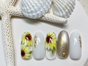 ネイルルームシャイン/