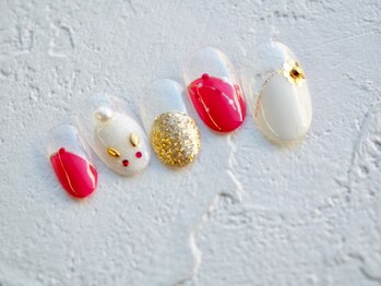 カトルナフ(quatre fois neuf)/うさぎさアートのお正月ネイル