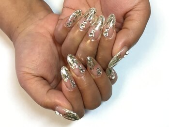 ラウト デコレーションアンドネイルサロン(Lauto Decoration&Nail Salon)/キラキラグラデーションネイル