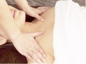 もみほぐし整体$mile/デコルテの施術(鎖骨リンパ)