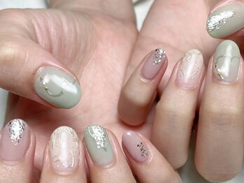 くすみカラー×シルバーミラー