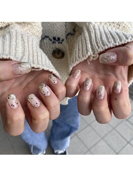 プリズム(PRISM)/ちぐはぐネイル韓国ネイル