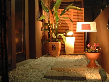 アロマ アンド ヒーリング ラ ヒール 博多店/エントランス