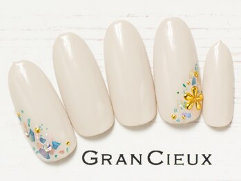 クアトログランシュ 青葉台(QUATRO×GranCieux)/大人シンプルワンカラー／6500円