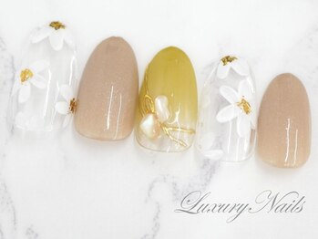 ラグジュアリー ネイルズ(Luxury Nails)/カジュアル*フラワーNail
