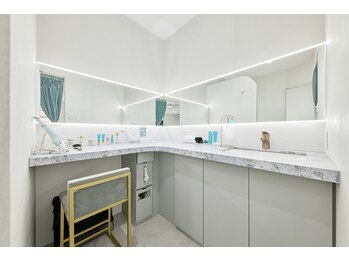 エーティーセンターラボ(At.center labo)/パウダールーム