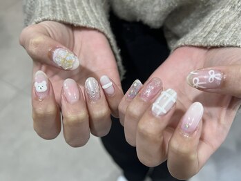 ローラン(LORAN)/かわいい詰め込みネイル