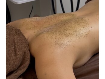 フュース(Futh)/体質改善+肌質改善　艶肌