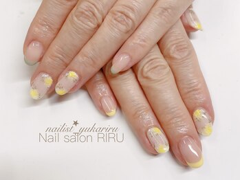リル(RIRU)/ミモザネイル