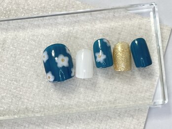 リーブル ネイル(Libre nail)/【定額4本アート】