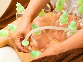 エーサロン(A-Salon)の写真/“外側のケア”では届かない部分にアプローチ！カッピングによる代謝UPで痩身＆美肌の両方を叶える◎