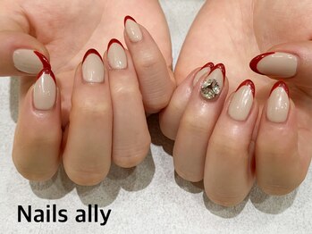 ネイルズアリー 立川店(Nails ally)/赤フレンチ×Vカット×ビジュー