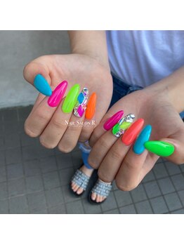 ネイルサロン R/スタイリングコース