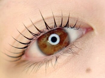 モストアイズ 海老名(most eyes)の写真/【 透明感×抜け感 】パリジェンヌラッシュリフトでナチュラルEYEへ♪丁寧さ&高技術でお気に入りサロンに◎