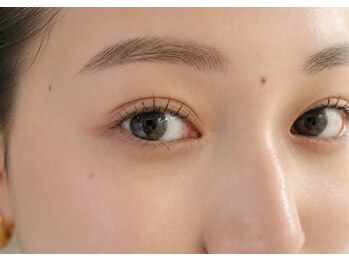 モンミニョン 千葉駅店(Mon mignon)の写真/【似合わせで一気に垢抜け】アイブロウWax+パーソナルラッシュリフト￥10450[千葉/まつ毛パーマ/アイブロウ]
