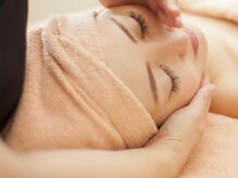 パリスヒロトン(PARIS HIROTON)