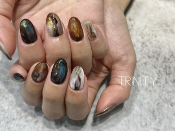 トリニティー(TRINITY)/色混ぜ　ニュアンスby鈴木