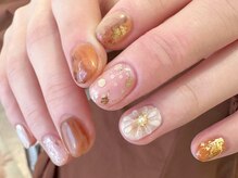 クラッシー(Classy)/キャメル×お花×ニュアンス！