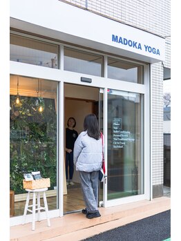マドカヨガビューティーオフィス(MADOKA YOGA BEAUTY OFFICE)/スタジオサロン入り口