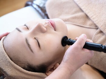 ゆるりら/インキュアで小顔ケア