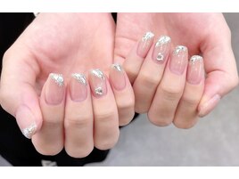 大人可愛いミラーフレンチ♪